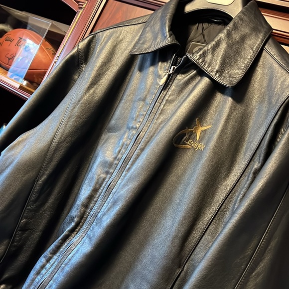 Vintage GEAR Brand Classic Learjet Black Leather Sports Zipper Bomber Jacket! - Picture 3 of 10